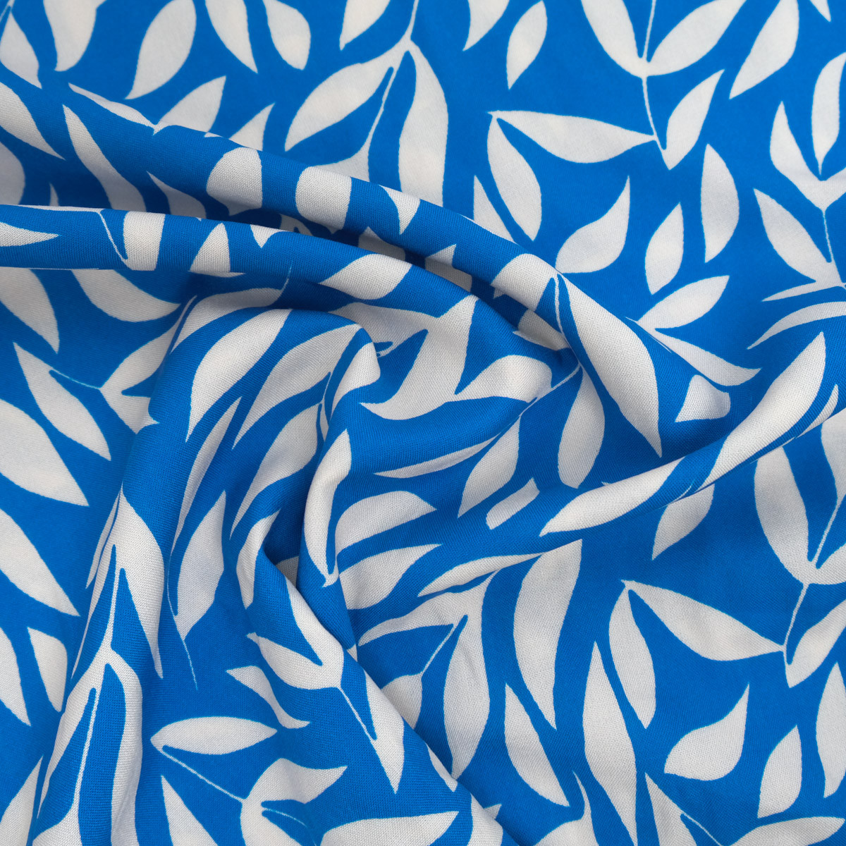 Manon Blue and Ecru Printed Viscose Poplin - Maison Klem